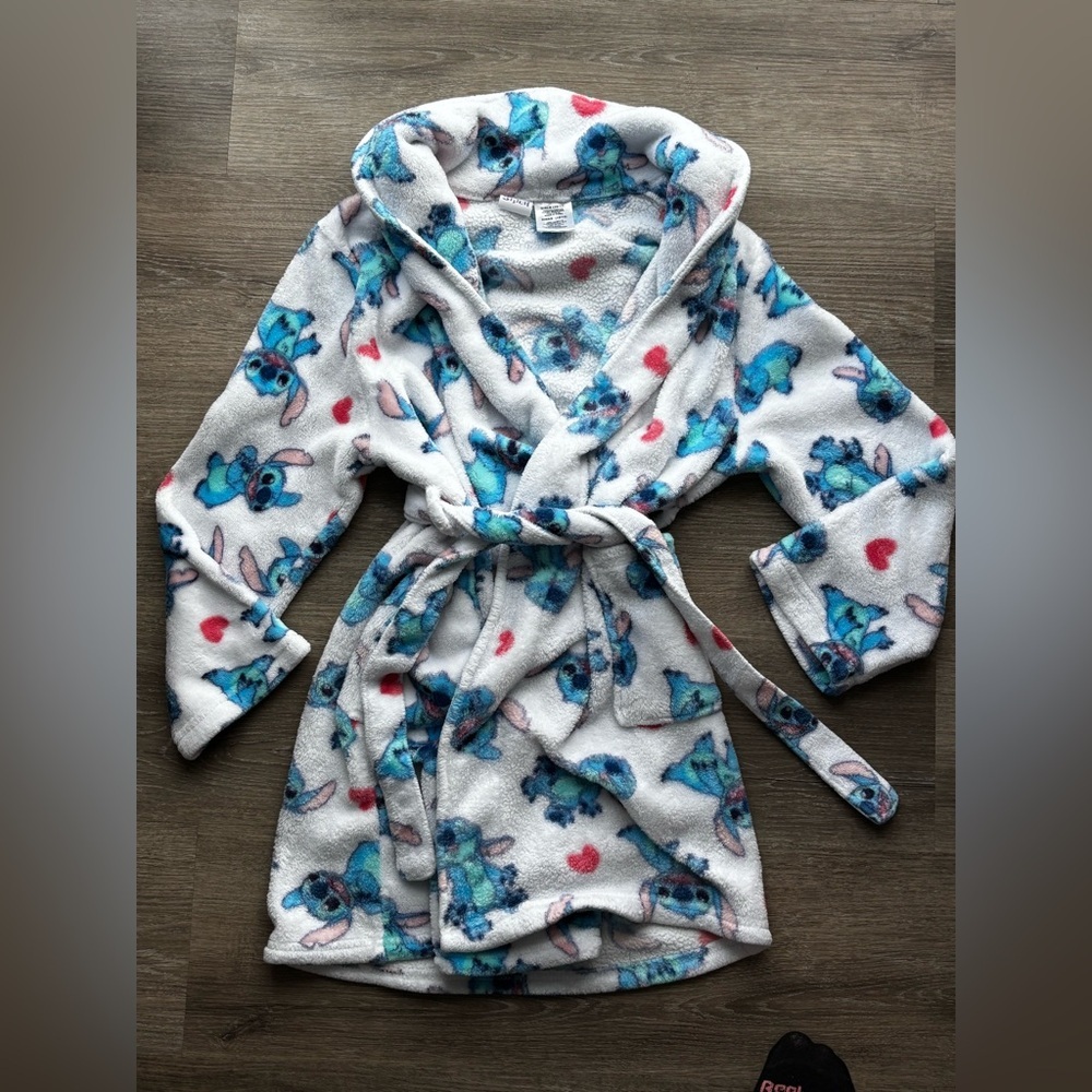 Valentine’s Day Heart Stitch Girls Robe Pajama Size 10 / 12